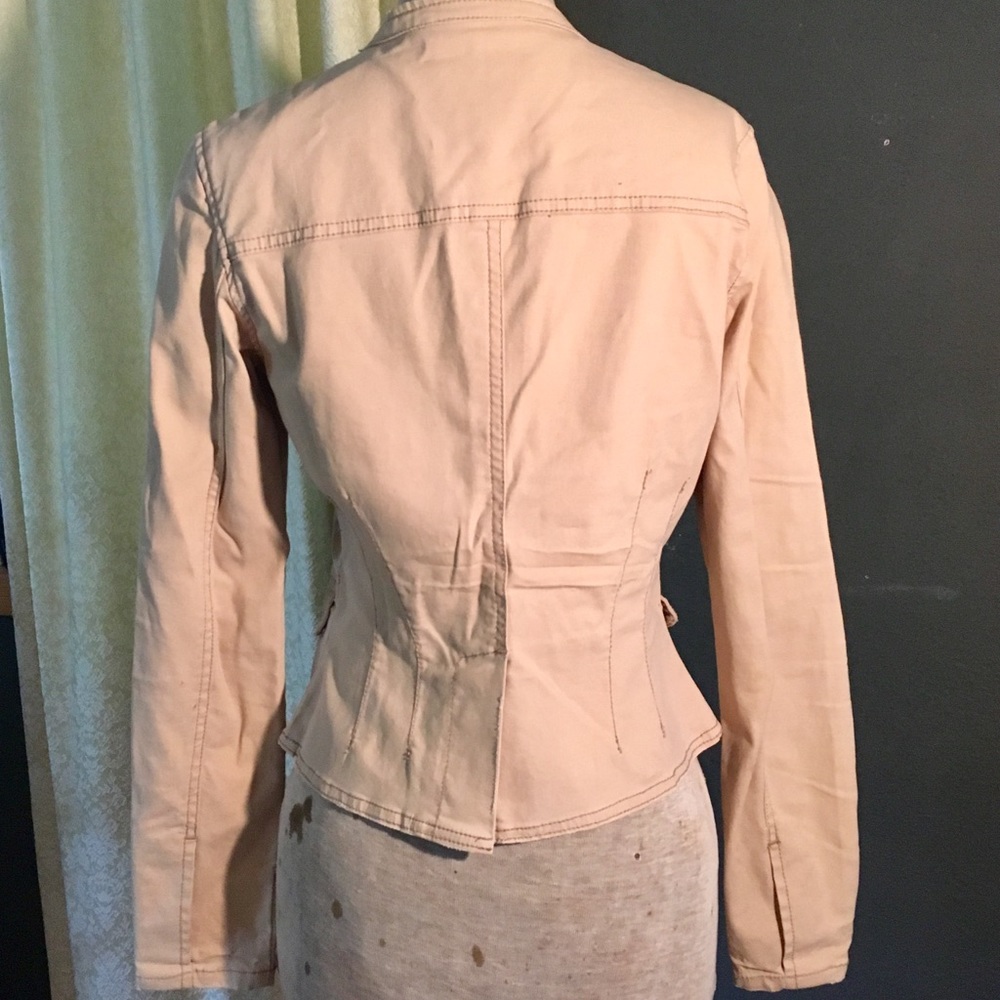 Short jacket - Picture 4 of 6